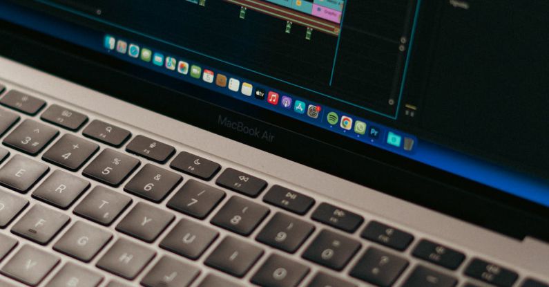Software CD - MacBook Air Adobe/Premier Pro editing